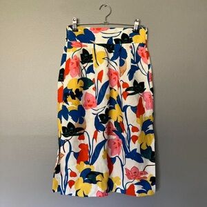 J.Crew White multicolored floral midi skirt w/ a zipper back & pocket
Size: OOP